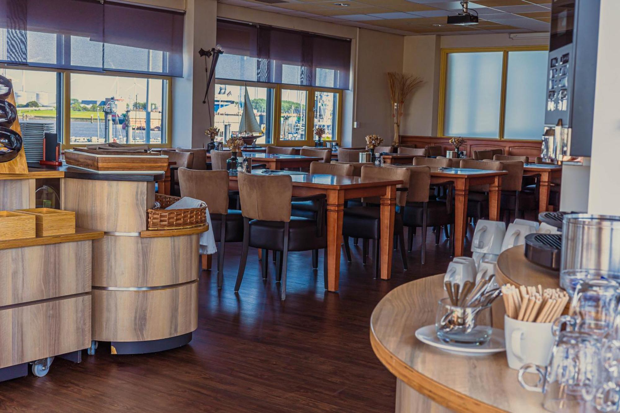Hotel De Boegschroef Delfzijl Eksteriør billede