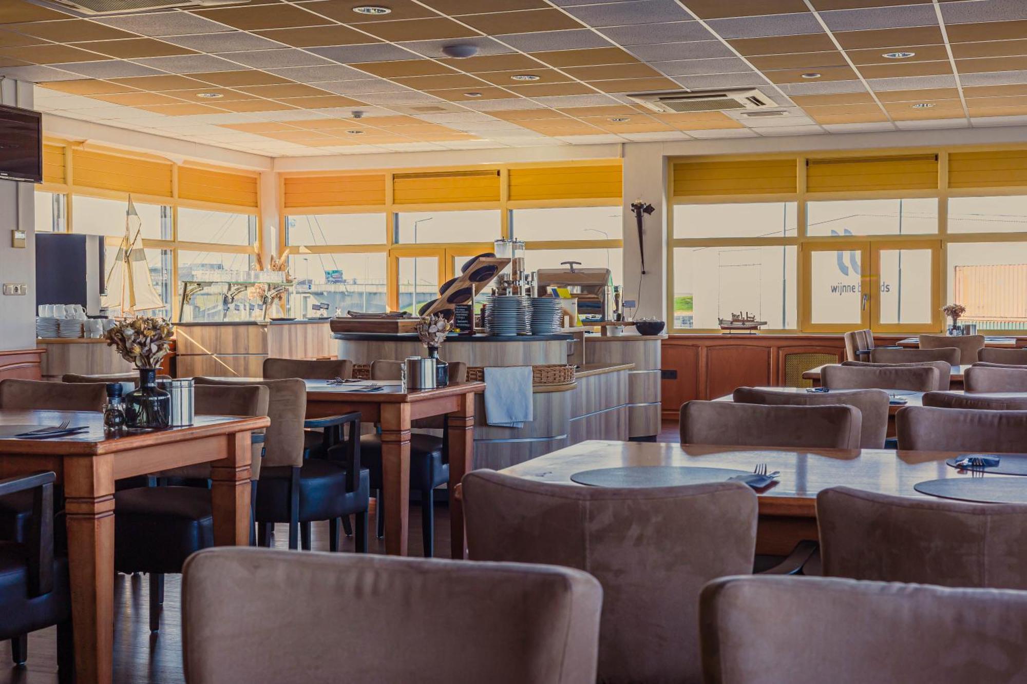 Hotel De Boegschroef Delfzijl Eksteriør billede