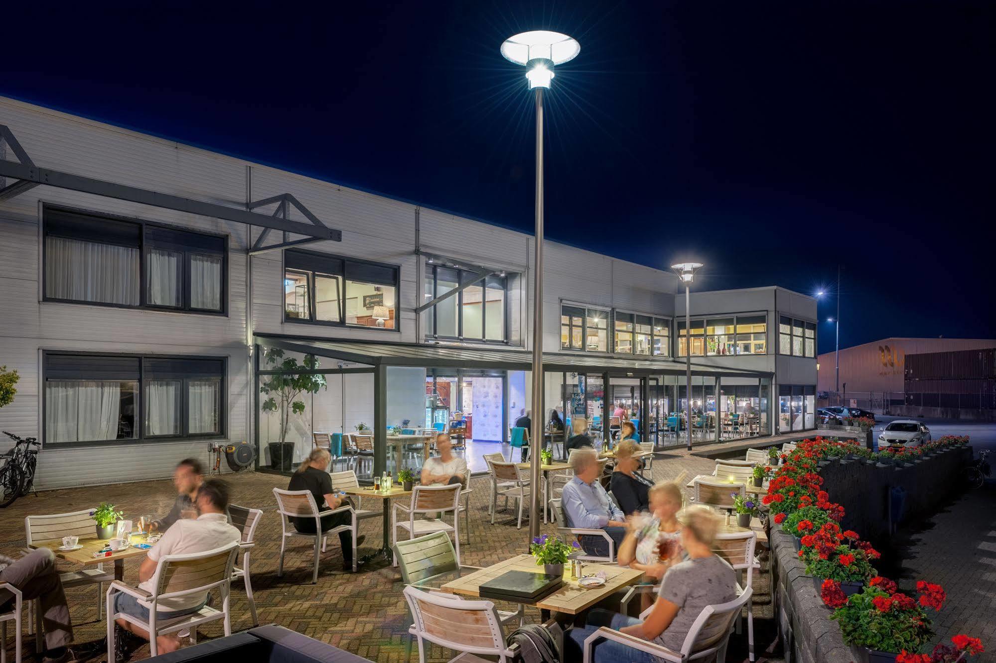 Hotel De Boegschroef Delfzijl Eksteriør billede
